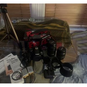Canon EOS rebel xsi 450d camera kit with multiple lens and extras